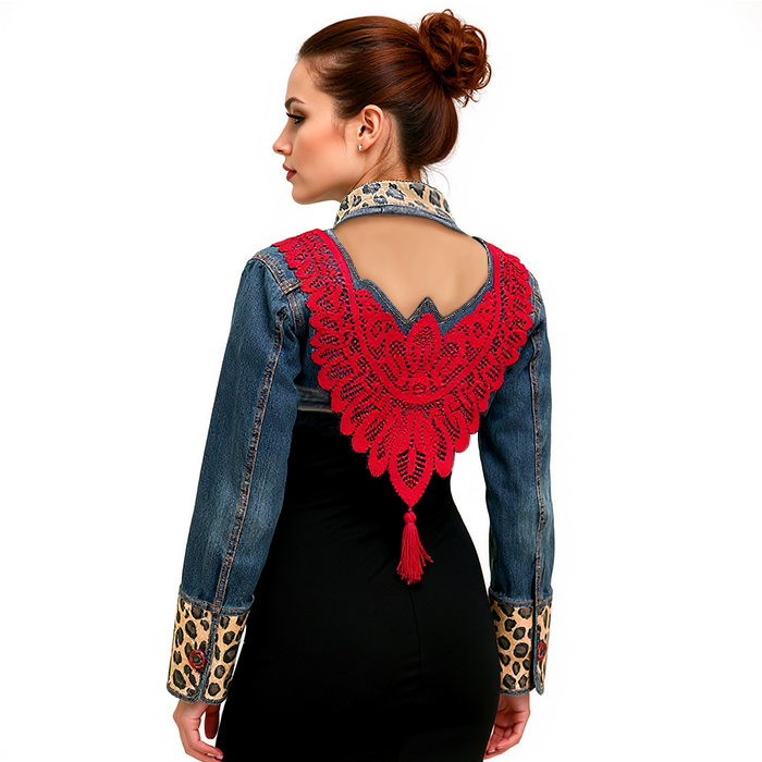 Chaqueta vaquera personalizada con diseño de ganchillo.
