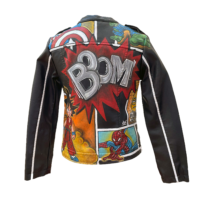 Chaqueta de piel pintada a mano con diseño de comics.