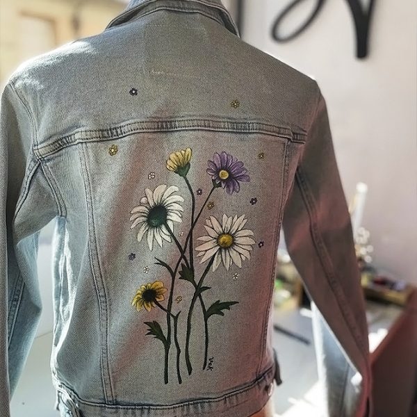 Chaqueta vaquera personalizada para evento.